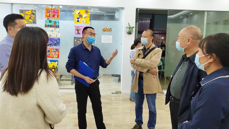 考研辅导班的收费通常由以下几个部分构成：